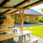 Le De La Foret, Ideal For Your Reunions Chalet *