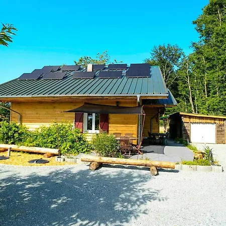 Le De La Forêt, Ideal For Your Reunions Chalet